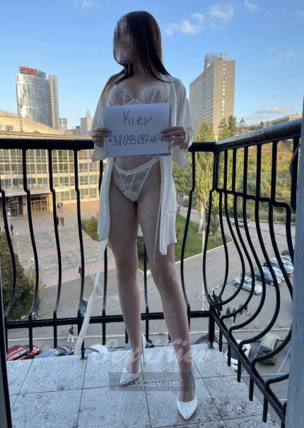 Проститутка Киева Александра, возрастом 19 лет - большое фото