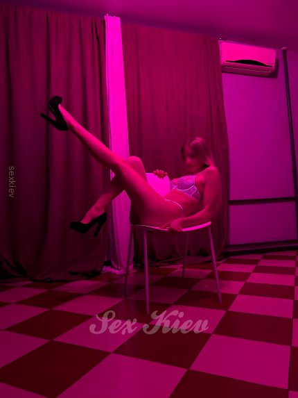 Проститутка Киева Емили, живет на улице Жилянская - большое фото