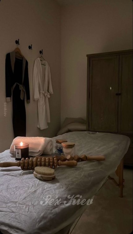 Проститутка Киева Сливки Шоу
, индивидуалка принимает у метро Дворец Украина - большое фото