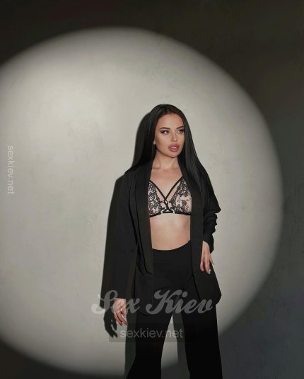 Проститутка Киева Аня, индивидуалка принимает у метро Гидропарк - большое фото