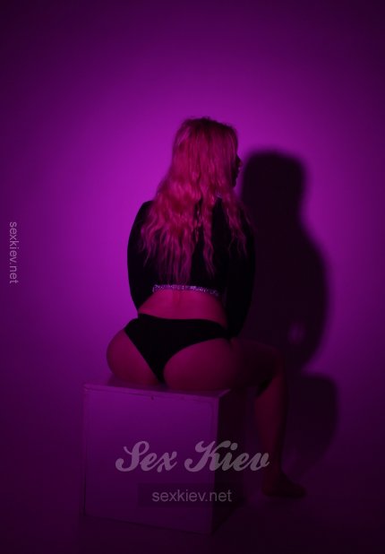 Проститутка Киева Юлия, вызвать за 3000 грн за час - большое фото