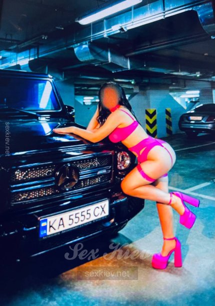 Проститутка Киева Виктория, с 2 размером груди - большое фото