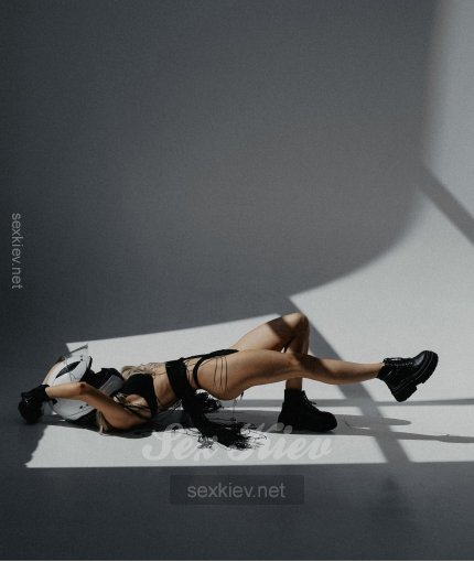 Проститутка Киева Кайли, девушке 19 лет - большое фото