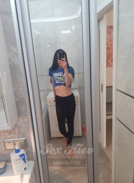 Проститутка Киева Лерочка , интим услуга