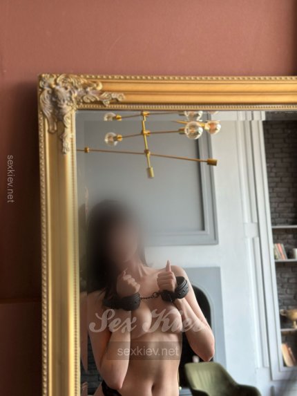 Проститутка Киева Ульяна, ей 20 лет - большое фото