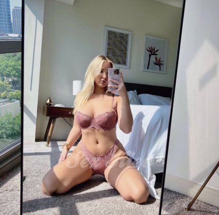 Проститутка Киева Карина, заказать за 2500 грн час - большое фото