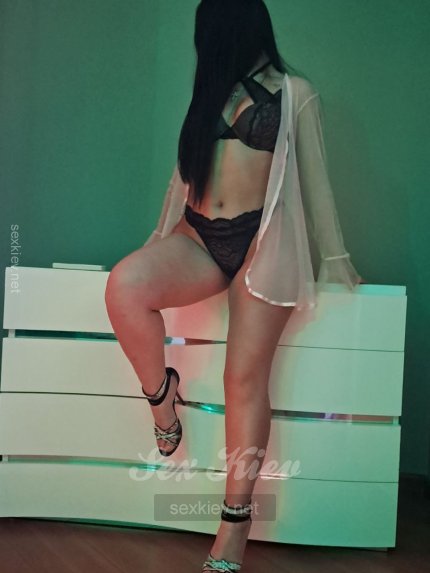 Проститутка Киева Лейла, ей 19 лет - большое фото