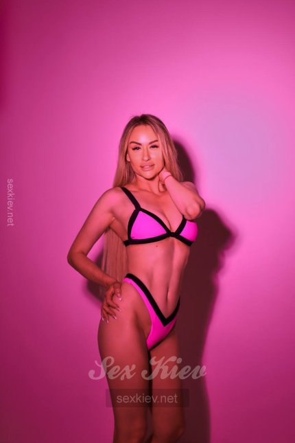 Проститутка Киева Юлия, индивидуалка работает у метро Осокорки - большое фото