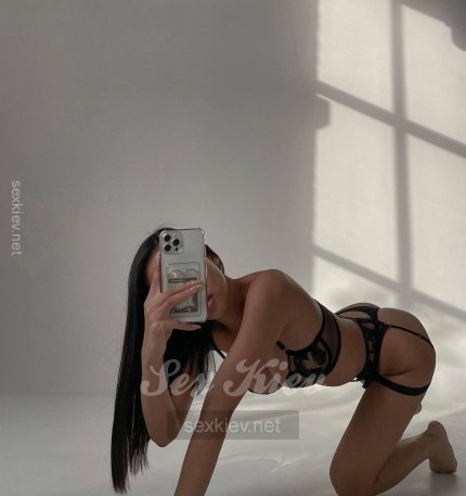 Проститутка Киева Кристина , вызвать за 6000 грн - большое фото