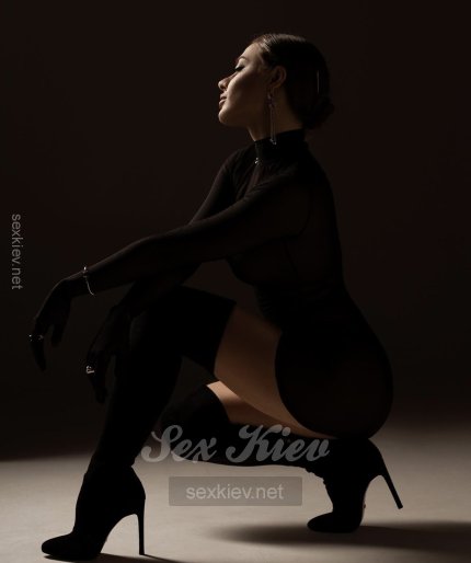 Проститутка Киева Лина, с 3 размером груди - большое фото