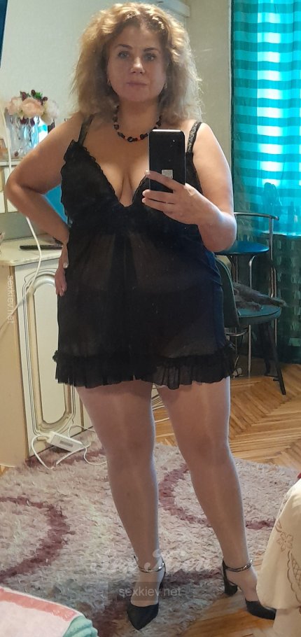 Проститутка Киева Агнесса Массаж Кураж, индивидуалка обслуживает у метро Почтовая площадь - большое фото