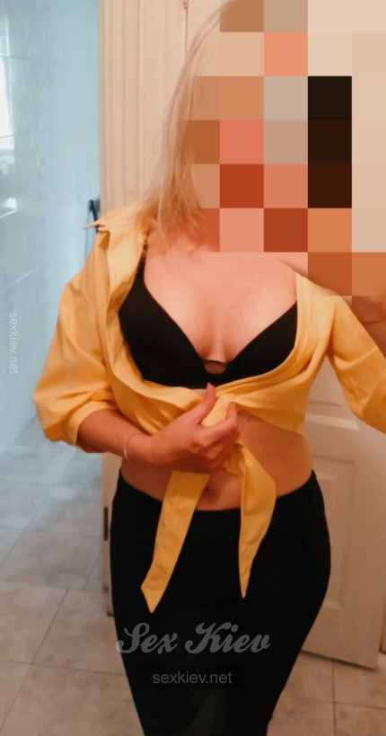 Проститутка Киева Александра , индивидуалка принимает у метро Левобережная - большое фото