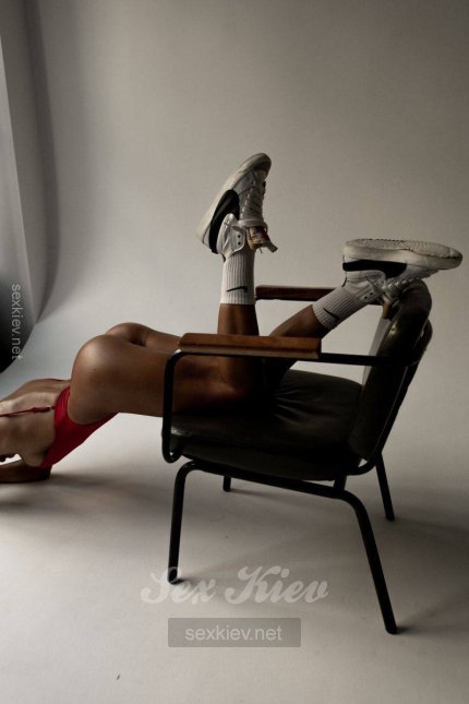 Проститутка Киева Кристина, набрать по телефону 0**5542513 - большое фото