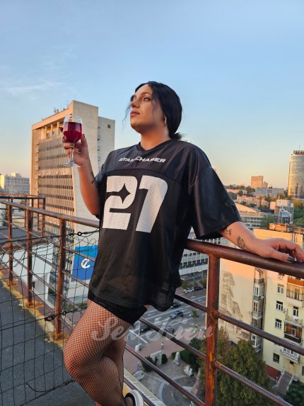 Проститутка Киева Эвелина транс, ей 29 лет - большое фото