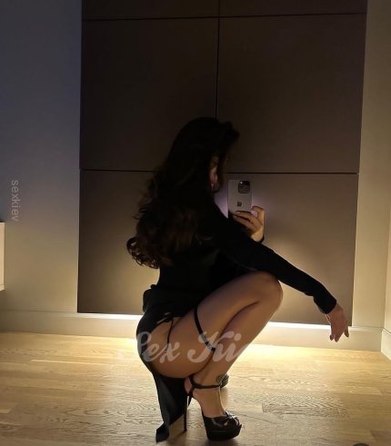 Проститутка Киева Карина, возраста 19 лет - большое фото