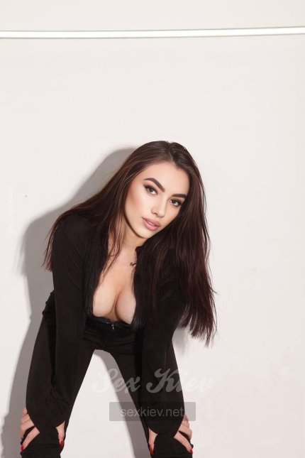 Проститутка Киева Жанна, возрастом 18 лет - большое фото