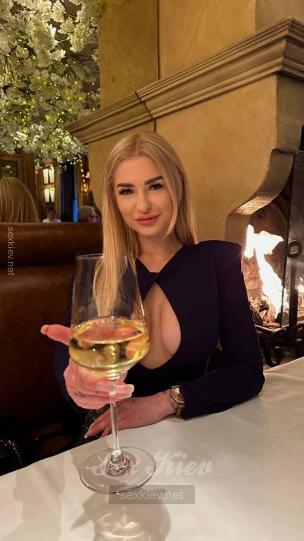 Проститутка Киева Любовь, индивидуалка работает у метро Лесная - большое фото