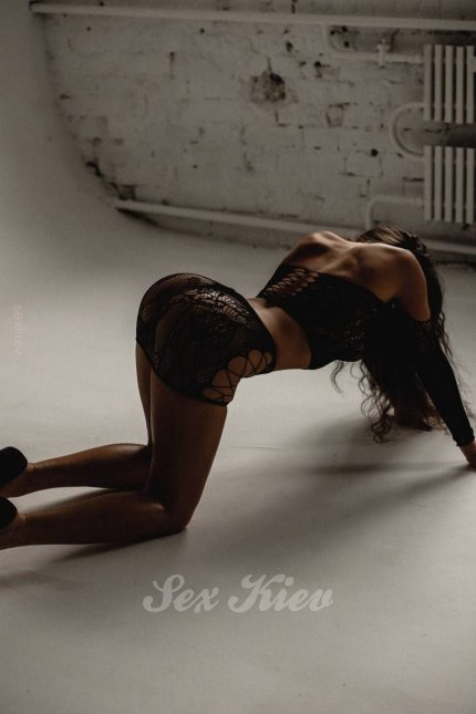 Проститутка Киева Яся, возрастом 27 лет - большое фото