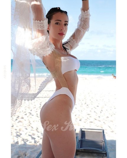 Проститутка Киева Вика, с 3 размером сисек - большое фото