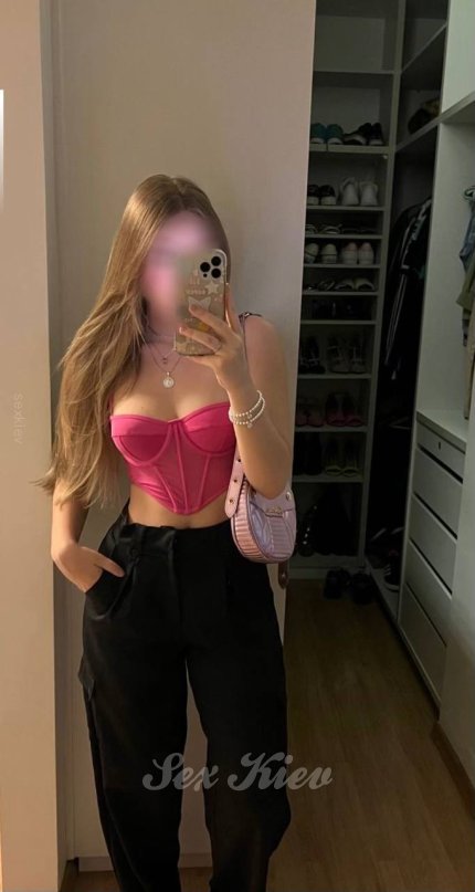 Проститутка Киева Лия, с 2 размером груди - большое фото