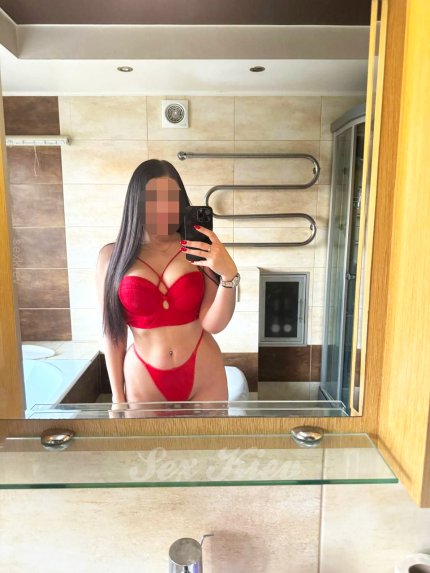 Проститутка Киева Карина, возрастом 20 лет - большое фото