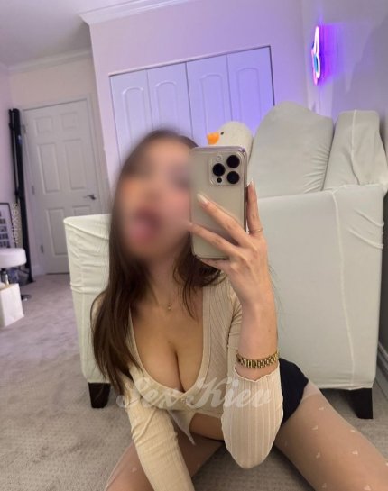 Проститутка Киева Тіна, с 2 размером груди - большое фото