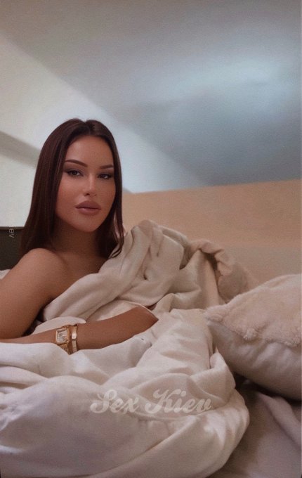 Проститутка Киева Sara транс , эта инди брюнетка - большое фото