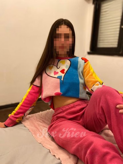 Проститутка Киева Катя, работает на улице проспект Николая Бажана - большое фото