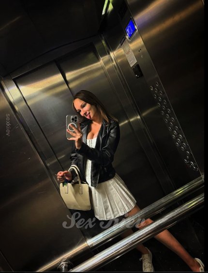 Проститутка Киева Симона, индивидуалка работает у метро Шулявская - большое фото