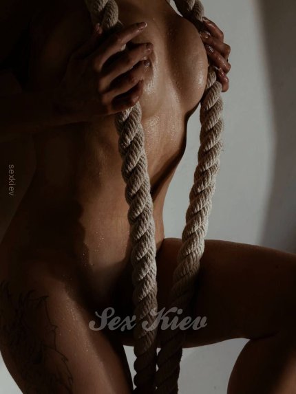 Проститутка Киева Каролина, ей 21 год - большое фото