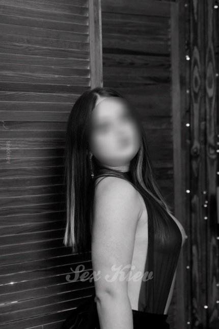 Проститутка Киева Каролина, живет на улице Армейская - большое фото