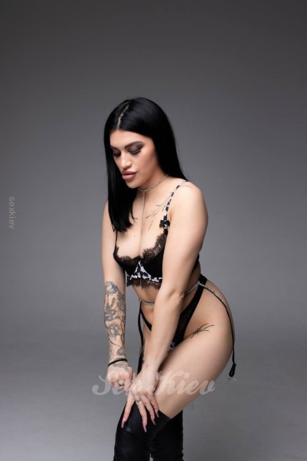 Проститутка Киева Аманда, с 2 размером груди - большое фото