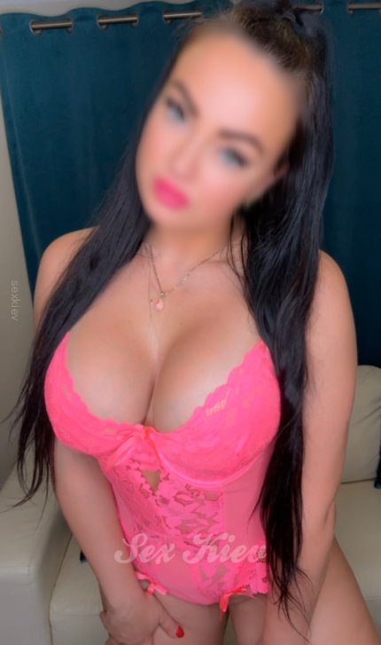 Проститутка Киева Алина, шлюха брюнетка - большое фото