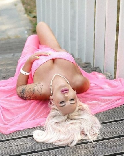 Проститутка Киева ТАЯ-MILFA, интим услуга