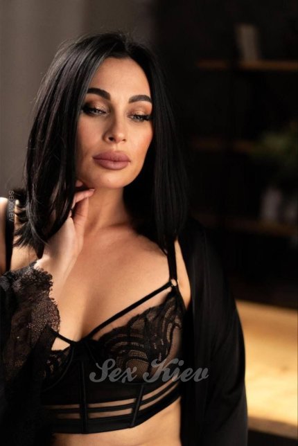 Проститутка Киева Даша, снять за 4000 грн в час - большое фото