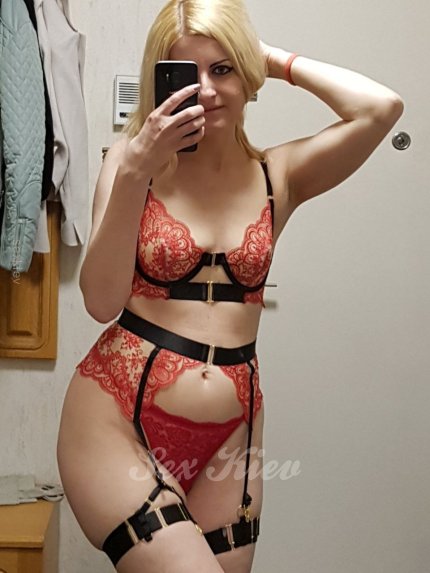 Проститутка Киева Ангел, с 2 размером сисек - большое фото