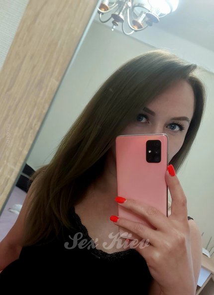 Проститутка Киева Вікторія, снять за 2500 грн - большое фото