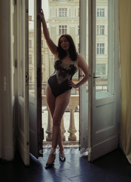 Проститутки Киева: Алиса
трясет задом - большое фото