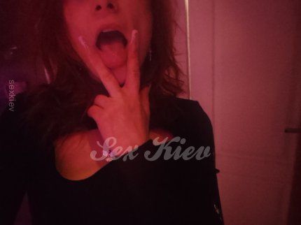 Проститутки Киева: Крис лижется - большое фото