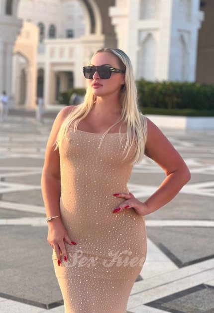 Проститутка Киева Рената, такие шлюхи тут за 3000 грн за час - большое фото