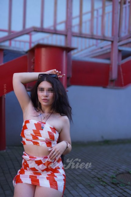 Проститутки Киева: Елена целует - большое фото