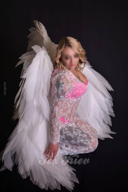 Проститутка Киева Марина, живет на улице Строителей - большое фото