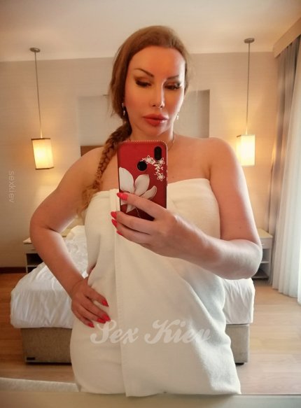 Проститутка Киева ТАТЬЯНА, секс на улице Берестейский проспект - большое фото