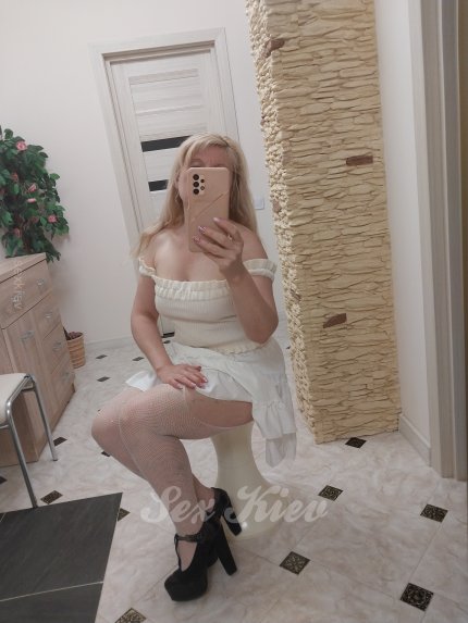 Проститутка Киева АЛЕНА, интим услуга