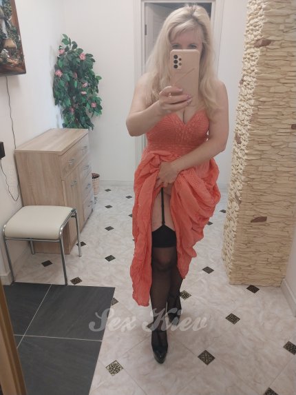 Проститутка Киева АЛЕНА, интим услуга 