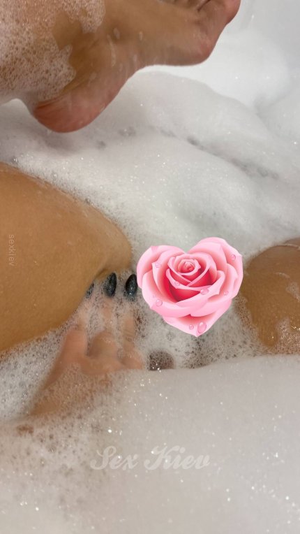 Проститутка Киева Рената, интим услуга