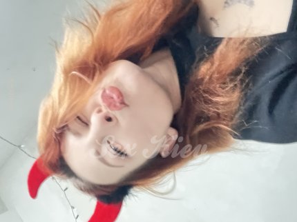 Проститутки Киева: Kit делает минет - большое фото