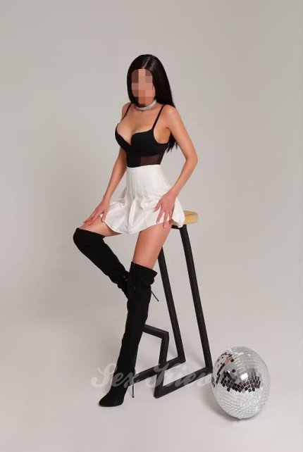 Проститутка Киева Натали, живет на улице Прорезная - большое фото