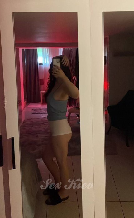 Проститутка Киева Лера, индивидуалка принимает у метро Демеевская - большое фото