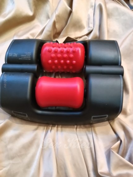 Проститутки Киева: МАСТРУБАТОР целуется - большое фото